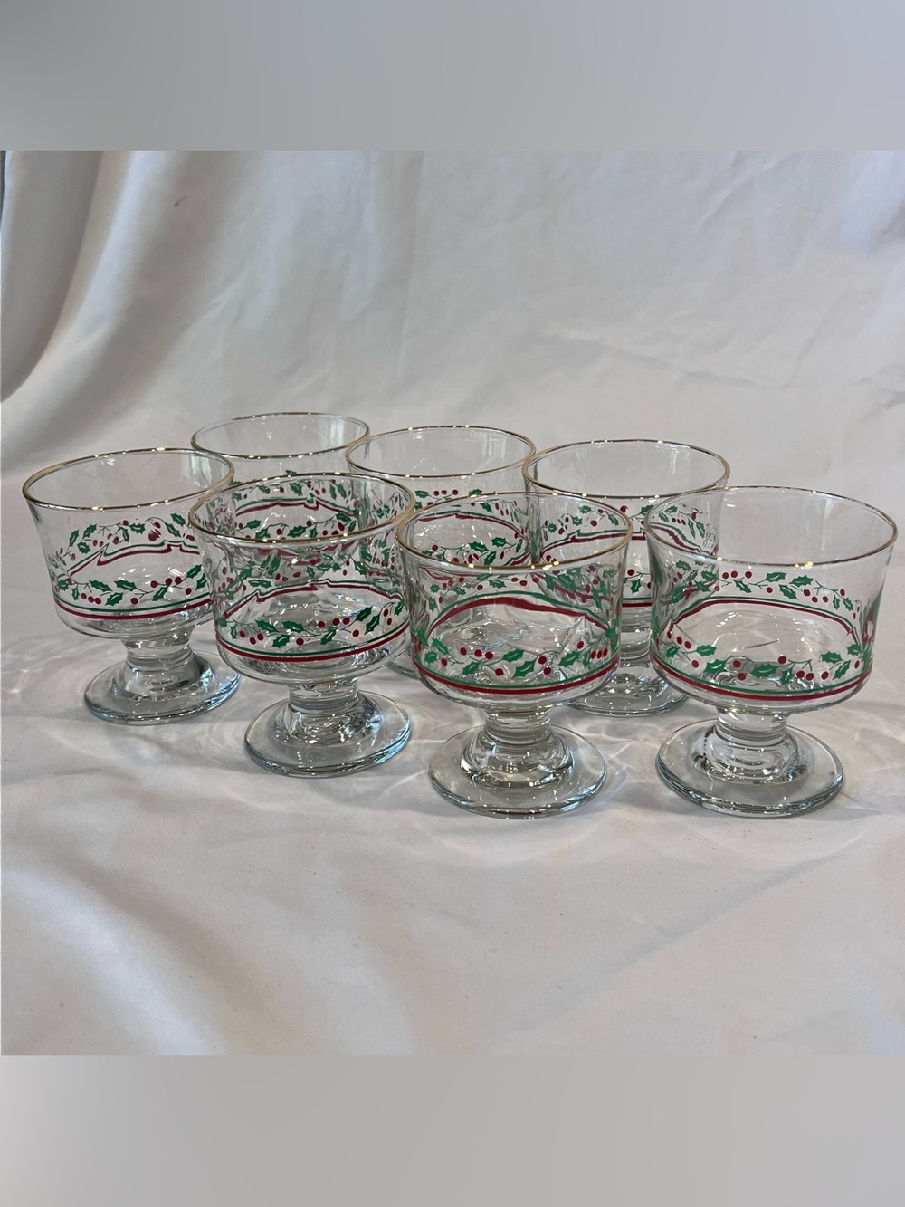 Vintage Arby’s Christmas Holly Berry Dessert Glasses Set 7 Sherbet Libbey